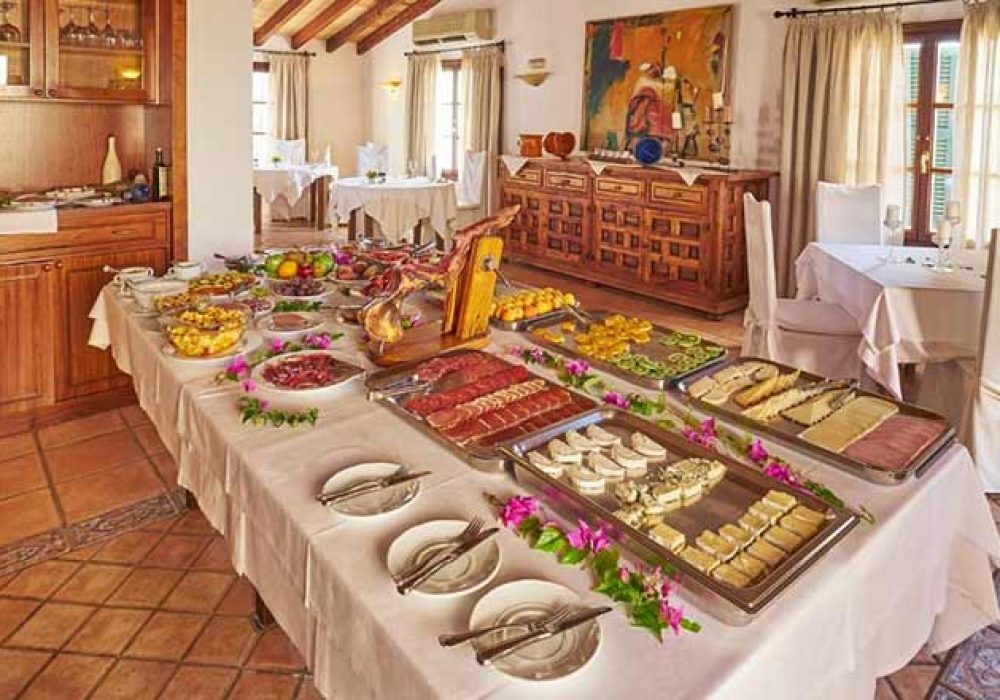 Abundante desayuno matutino