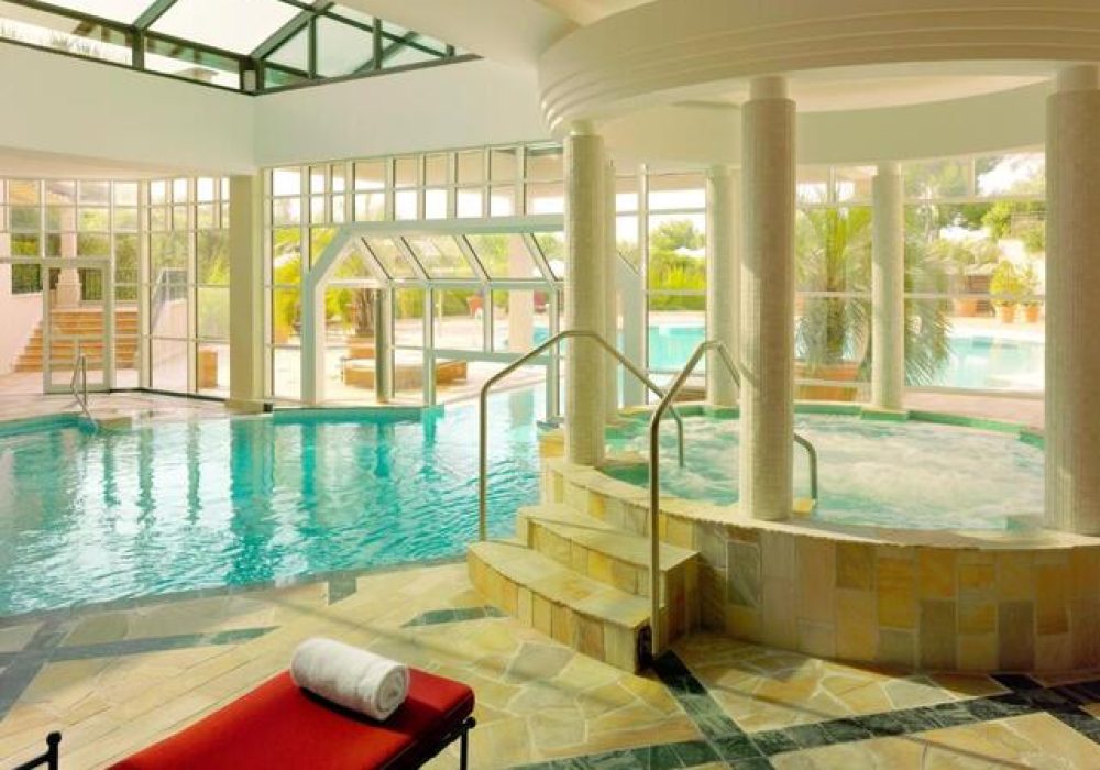 The St. Regis Mardavall Mallorca Resort